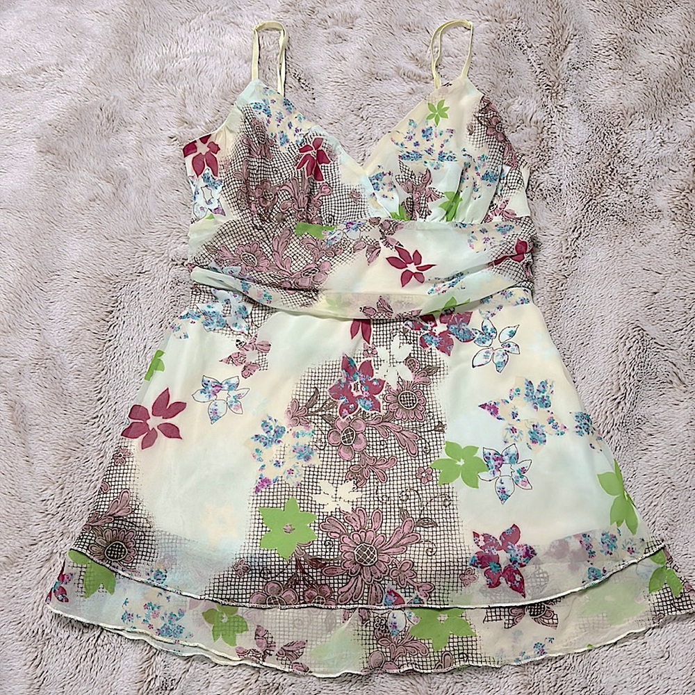 Floral sleeveless top